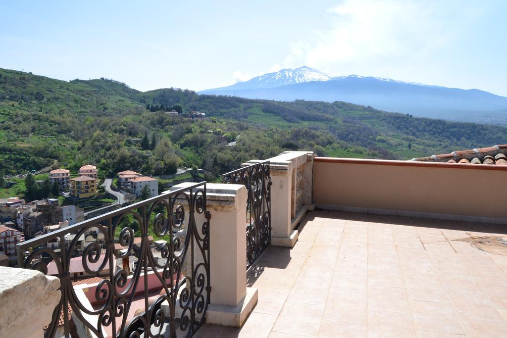 Cento Tari' Guest House Castiglione De Sicilia Exterior foto