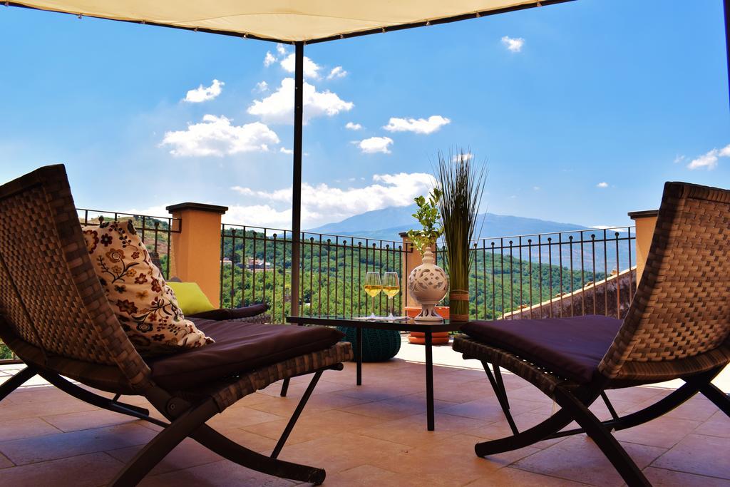 Cento Tari' Guest House Castiglione De Sicilia Exterior foto